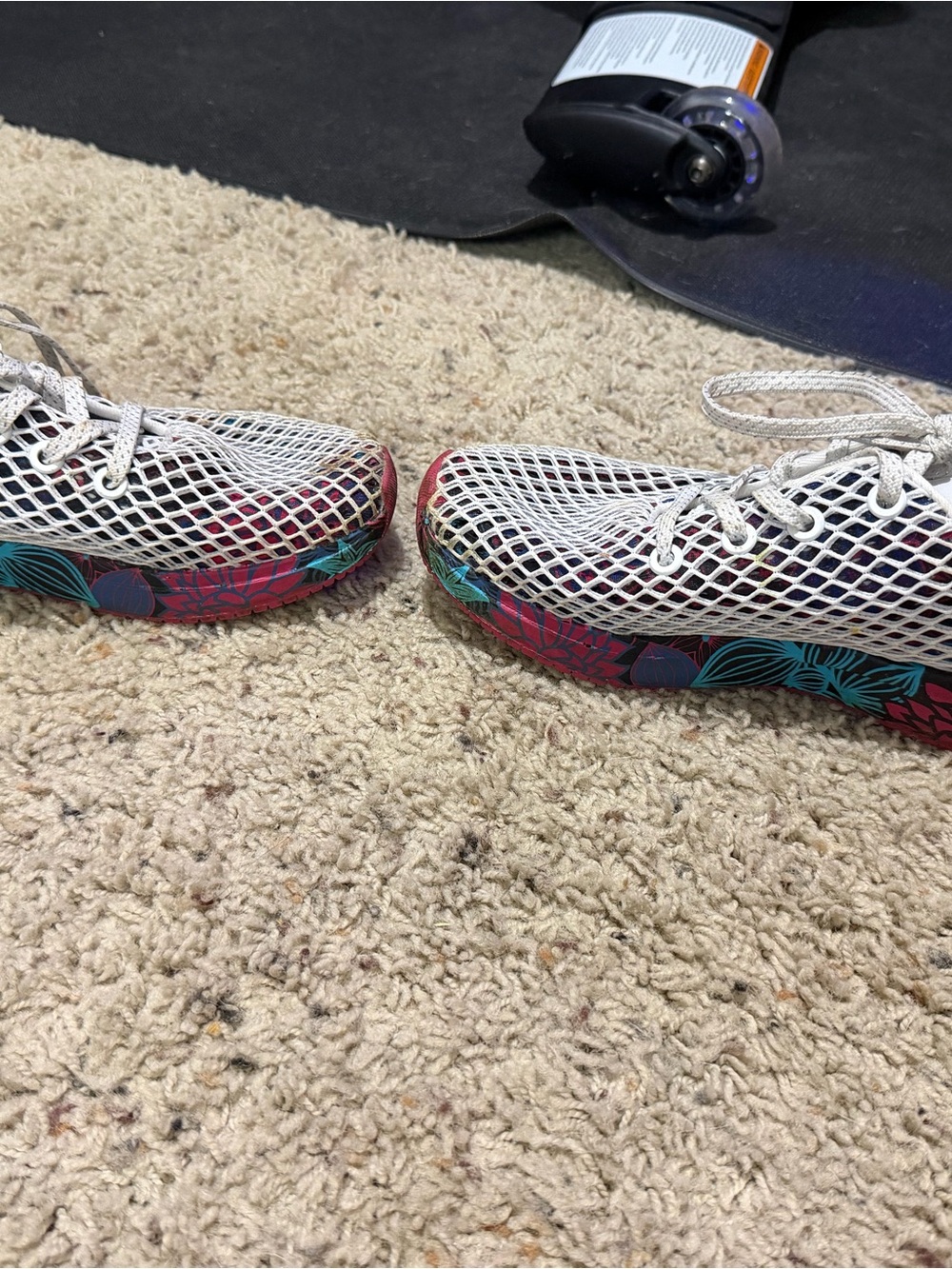 NOBULL White Mesh Multicolor Accent Women's Athletic Shoe - Picture 3 of 3